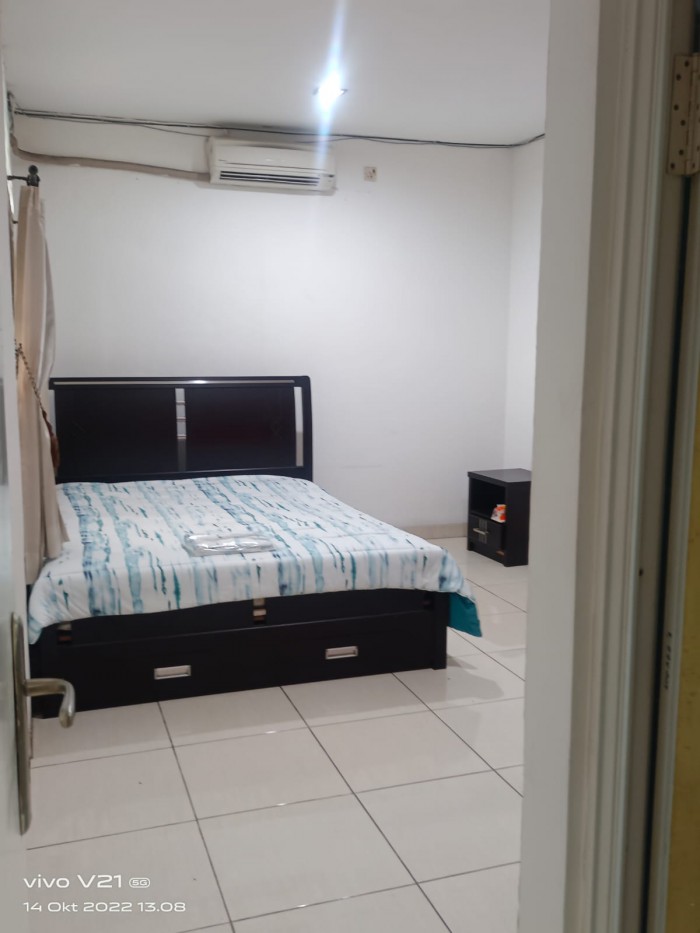 Rumah disewakan di Meadow Green Lippo Cikarang
